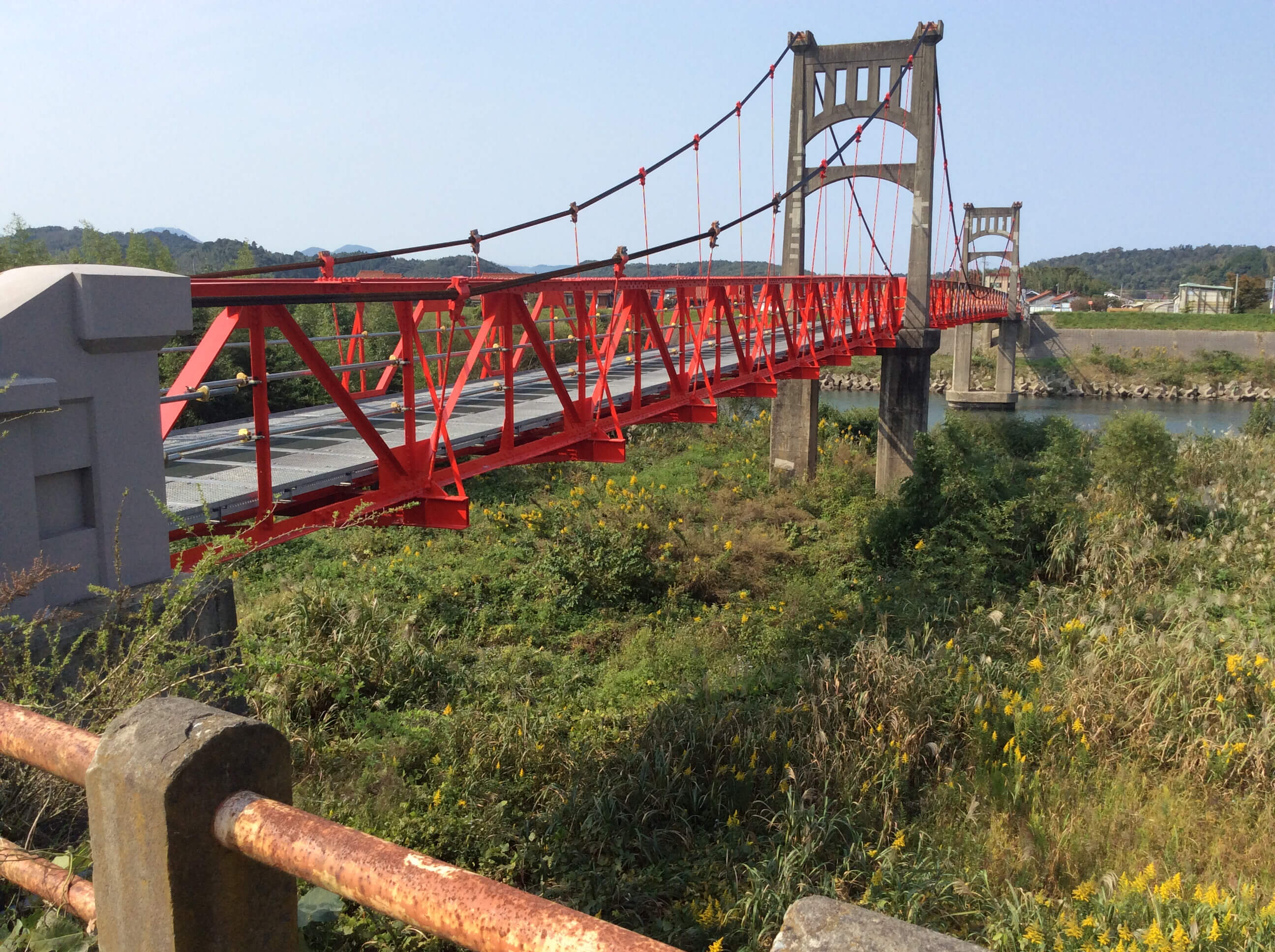 吊り橋 の 床板グレーチング の使用実績