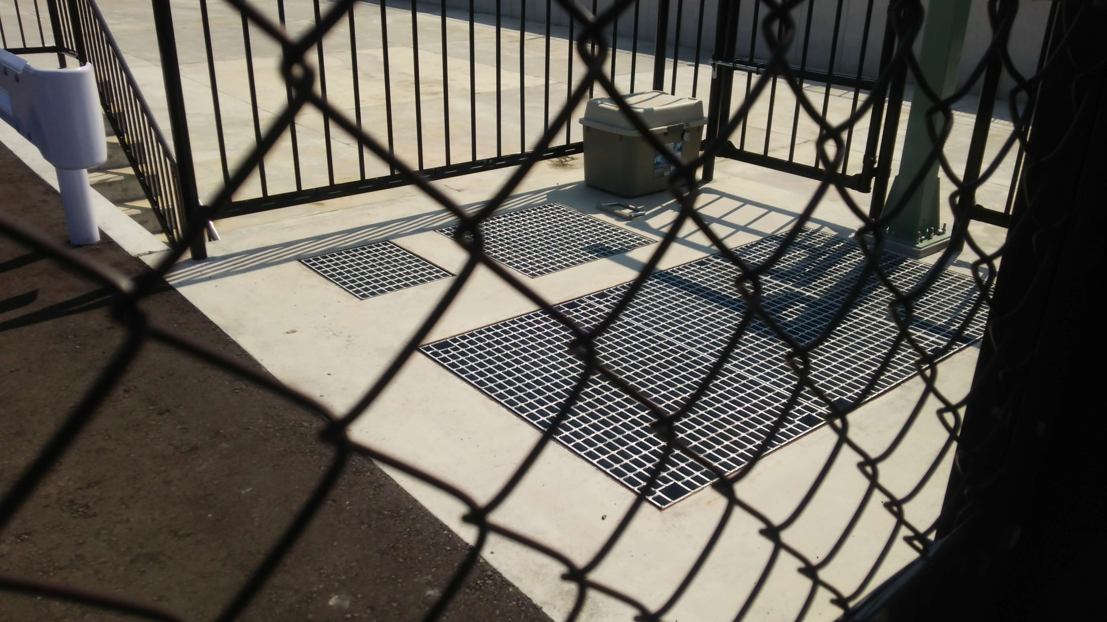 長スパングレーティグの親子蓋の実績